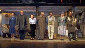 Il cast di «Servo di scena»