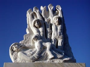 Monumento per l'eccidio di Castelmartini (foto di Enrico Zarri)