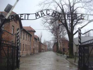 arbeit-macht-frei-sign-