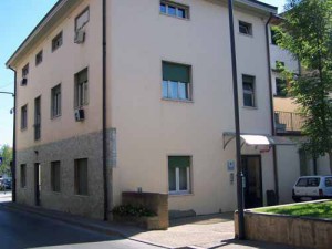 Gli uffici comunali di via Trieste
