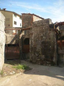 Serrande di regolazione del sistema di presa delle acque. Qui nasceva la gora