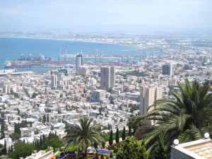 Veduta di Haifa e del suo porto
