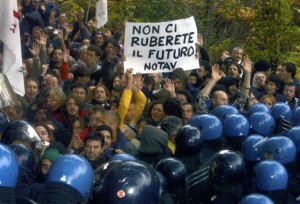 Esposto al Tribunale dei Popoli