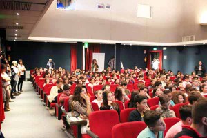 Anter con «Il sole in classe» al Nazionale. 2