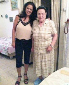 Sol con la figlia Galia oggi
